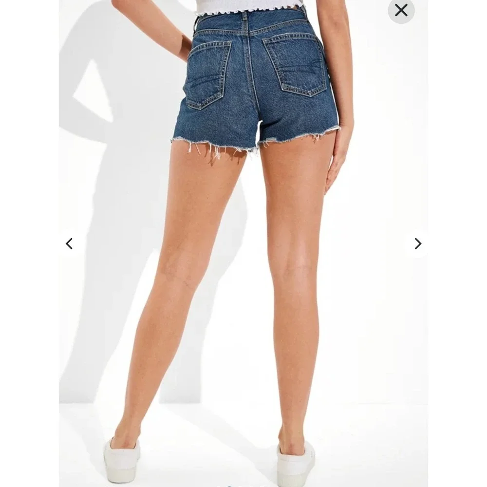 American Eagle High Waisted Denim Shorts Size 2 Medium Wash Raw Hem Cut Offs